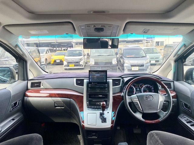 TOYOTA VELLFIRE 2011 Image 31