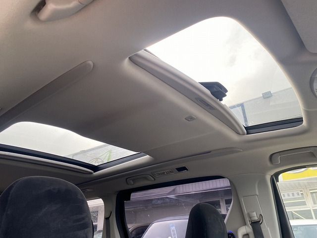 TOYOTA VELLFIRE 2011 Image 31