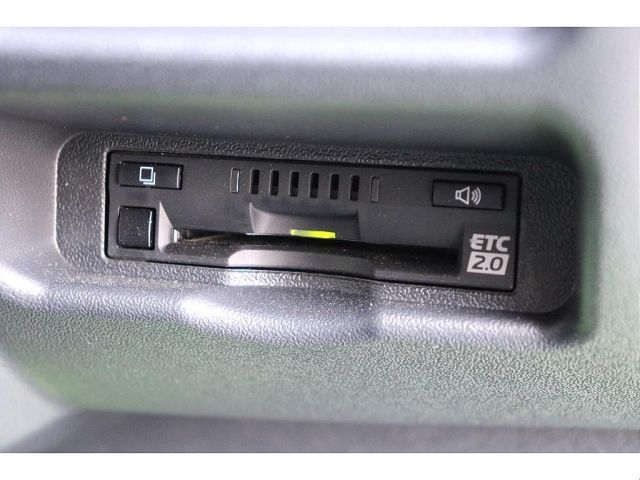 TOYOTA HIACE VAN 4WD 2025 Image 31