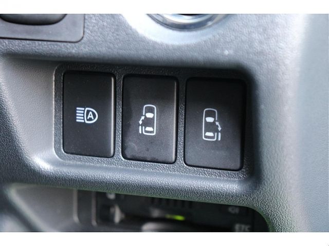 TOYOTA HIACE VAN 4WD 2025 Image 31