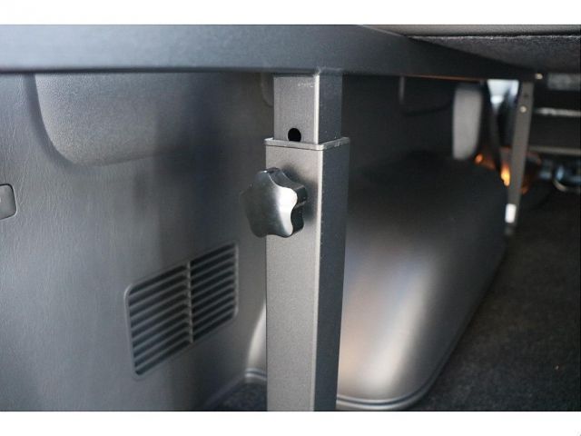 TOYOTA HIACE VAN 4WD 2025 Image 31