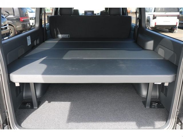 TOYOTA HIACE VAN 4WD 2025 Image 31