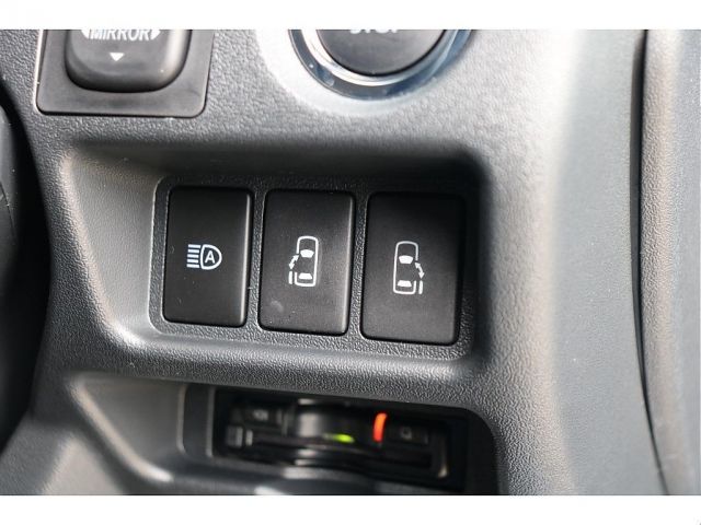 TOYOTA HIACE VAN 4WD 2025 Image 31