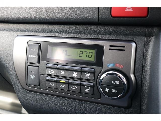 TOYOTA HIACE VAN 4WD 2025 Image 31