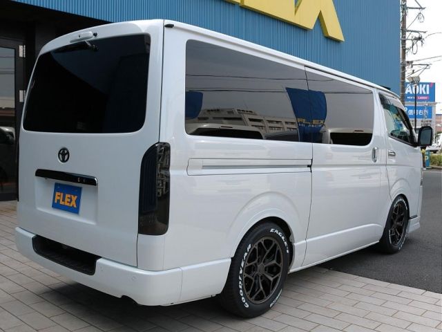 TOYOTA HIACE VAN 2WD 2023 Image 31