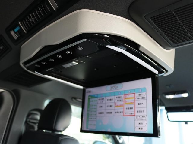 TOYOTA HIACE VAN 2WD 2023 Image 31