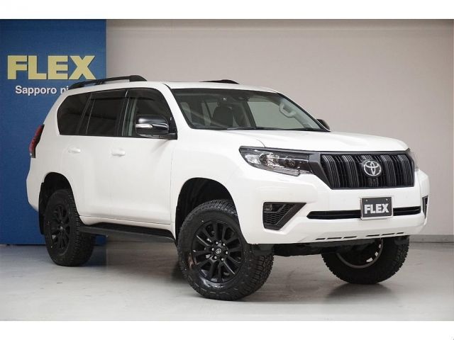 TOYOTA LANDCRUISER PRADO 2023 Image 31