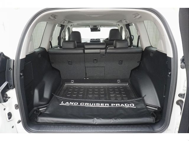 TOYOTA LANDCRUISER PRADO 2023 Image 31