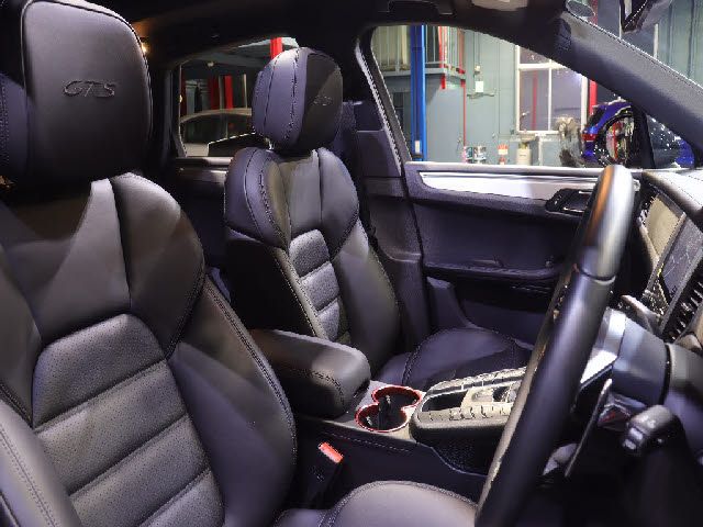 PORSCHE MACAN 2017 Image 31