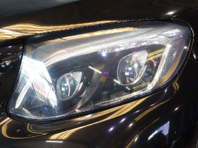 MERCEDES BENZ GLC CL 2019 Image 31