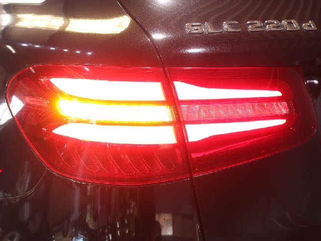 MERCEDES BENZ GLC CL 2019 Image 31