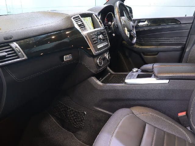 MERCEDES BENZ M CLAS 2015 Image 31