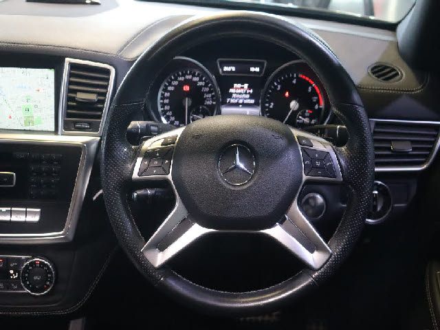 MERCEDES BENZ M CLAS 2015 Image 31