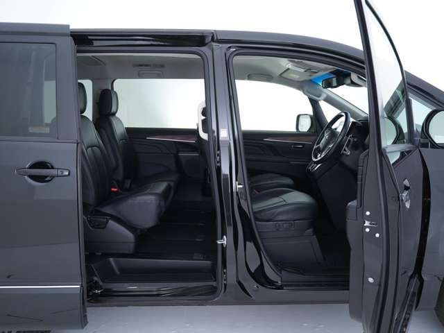 MITSUBISHI DELICA D:5 4WD 2023 Image 31