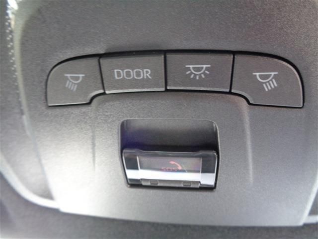 TOYOTA COROLLA CROSS HYBRID 2025 Image 31