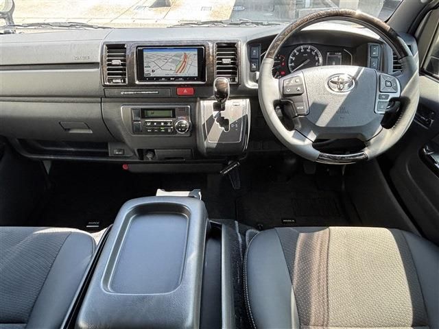 TOYOTA HIACE VAN 2WD 2025 Image 31