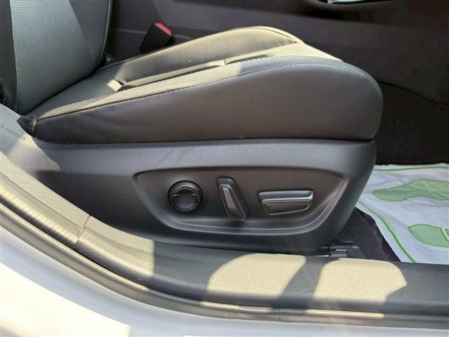 TOYOTA PRIUS 2024 Image 31