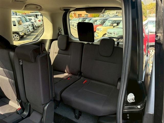 NISSAN SERENA  S-HYBRID 2018 Image 31