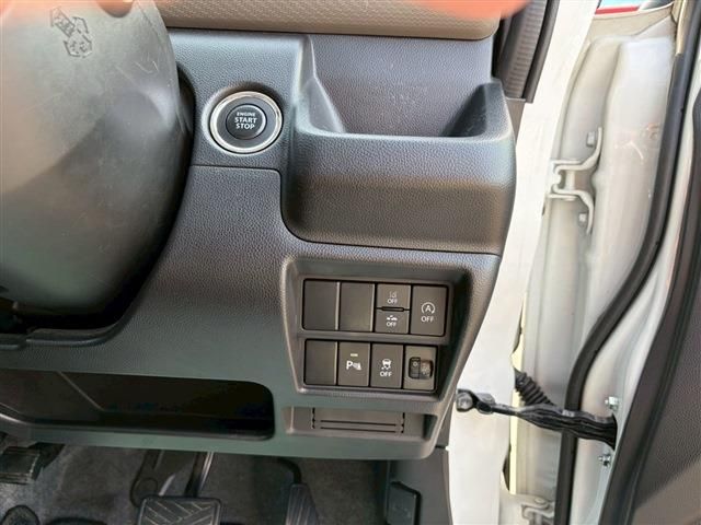 SUZUKI WAGON R 2021 Image 31