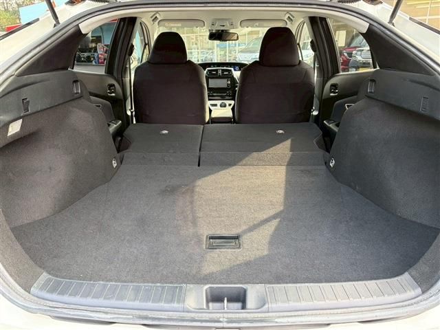 TOYOTA PRIUS 2016 Image 31