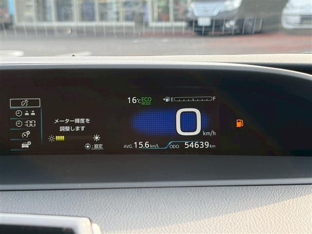 TOYOTA PRIUS 2016 Image 31