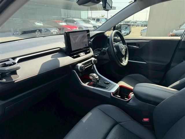 TOYOTA RAV4 HYBRID 4WD 2024 Image 31