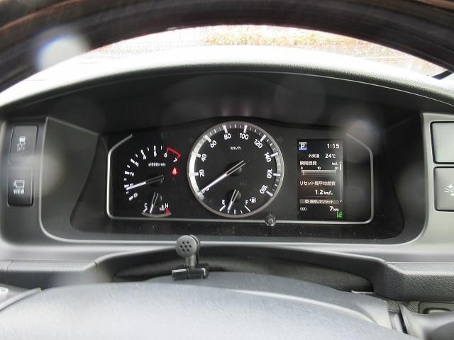 TOYOTA HIACE VAN 2WD 2025 Image 31