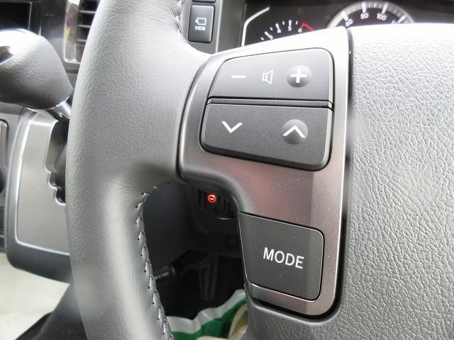 TOYOTA HIACE VAN 2WD 2025 Image 31