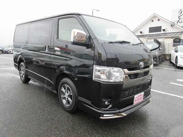 TOYOTA HIACE VAN 2WD 2025 Image 31