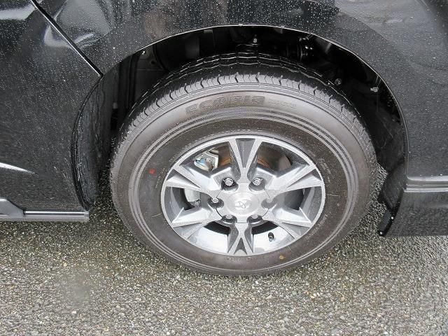 TOYOTA HIACE VAN 2WD 2025 Image 31