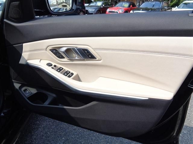 BMW 3SERIES SEDAN 2019 Image 31