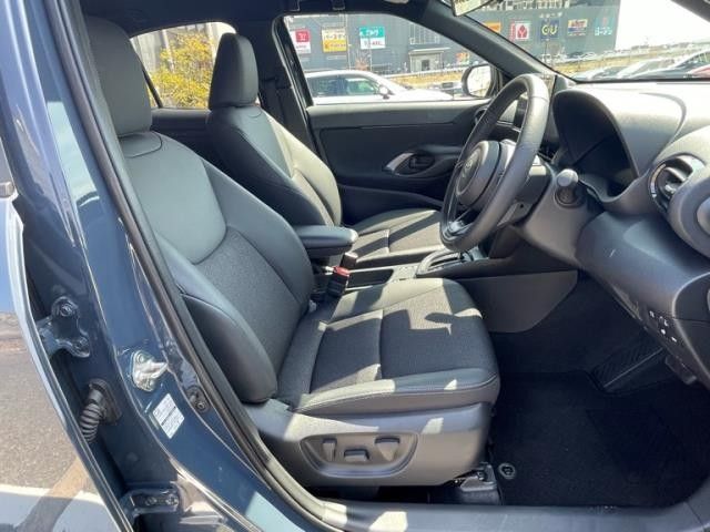 TOYOTA YARIS CROSS HYBRID 2025 Image 31