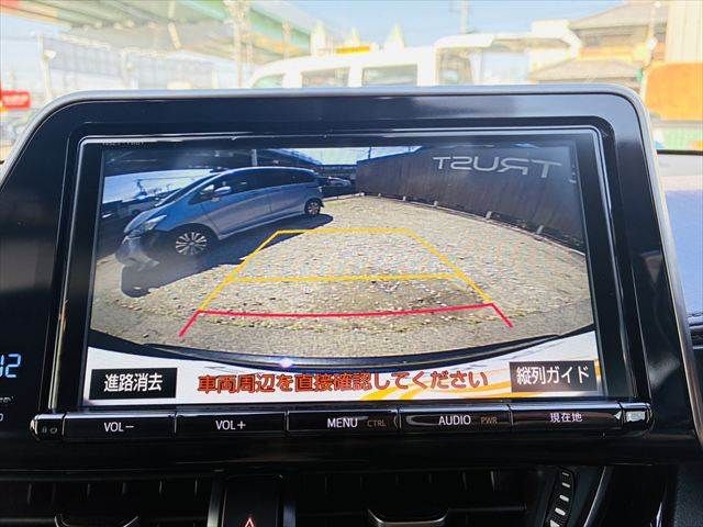 TOYOTA C-HR 2017 Image 31