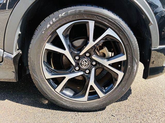 TOYOTA C-HR 2017 Image 31