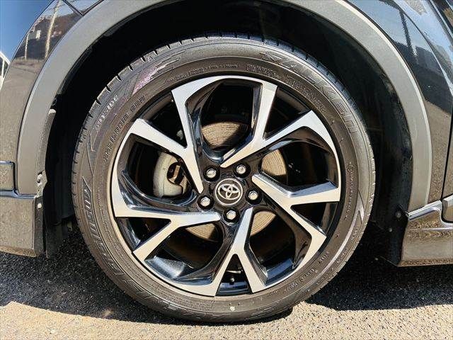 TOYOTA C-HR 2017 Image 31