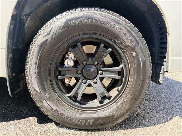 TOYOTA LANDCRUISER PRADO 2015 Image 31