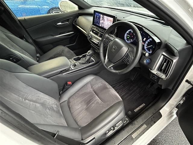 TOYOTA CROWN SEDAN HYBRID 2021 Image 31