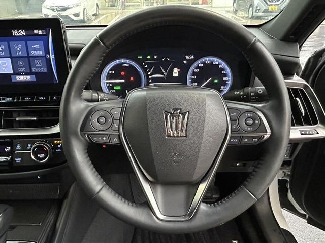 TOYOTA CROWN SEDAN HYBRID 2021 Image 31