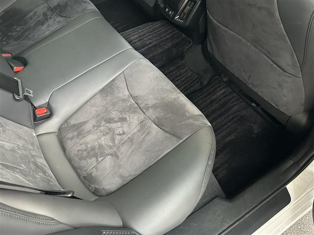 TOYOTA CROWN SEDAN HYBRID 2021 Image 31