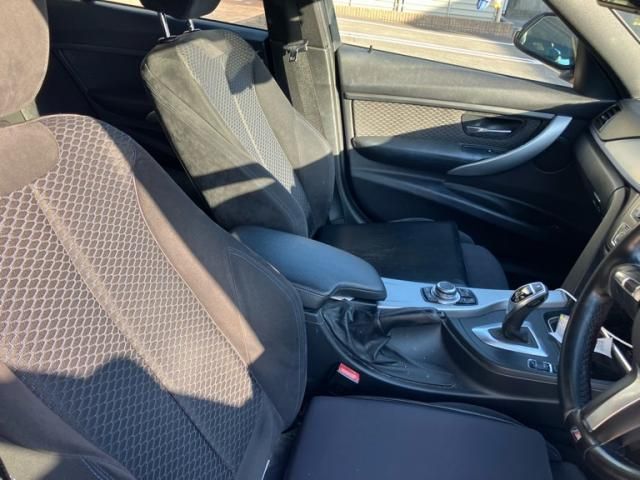 BMW 3SERIES SEDAN 2013 Image 31