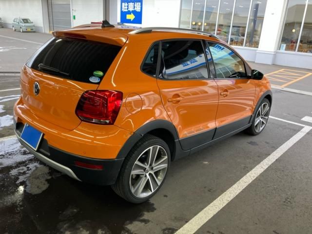 VOLKSWAGEN CROSS POL 2013 Image 31