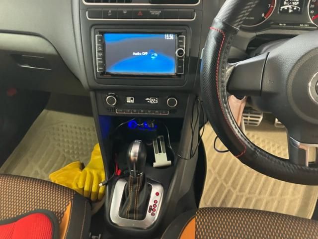 VOLKSWAGEN CROSS POL 2013 Image 31