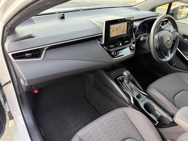 TOYOTA COROLLA SPORT HYBRID 2019 Image 31