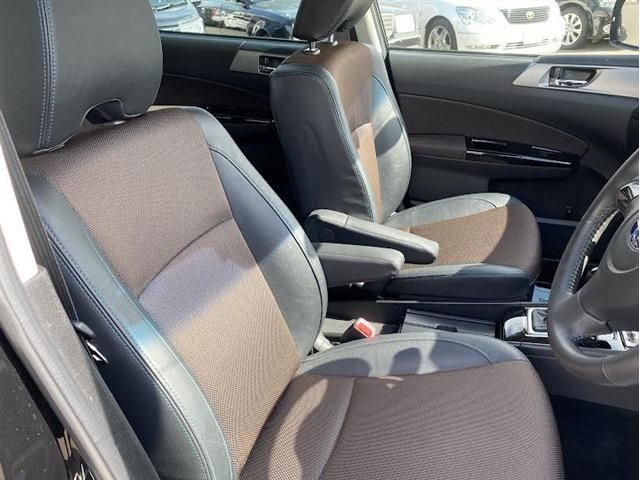 SUBARU EXIGA CROSSOVER 7 2017 Image 31