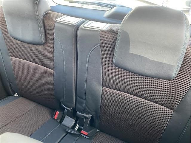 SUBARU EXIGA CROSSOVER 7 2017 Image 31