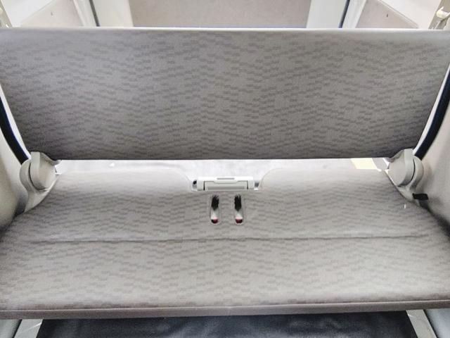 NISSAN NV100 CLIPPER 2018 Image 31