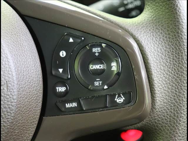 HONDA N BOX 2021 Image 31