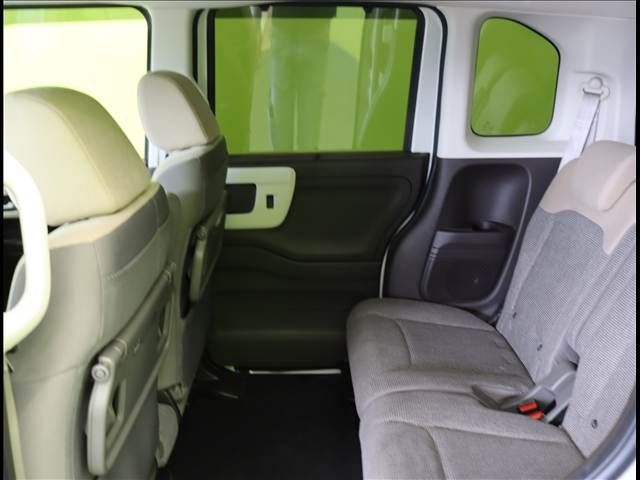 HONDA N BOX 2021 Image 31