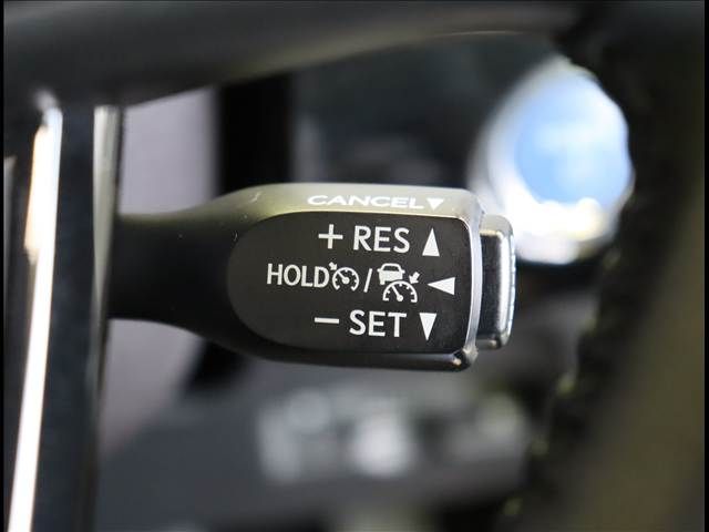 TOYOTA PRIUS 2020 Image 31