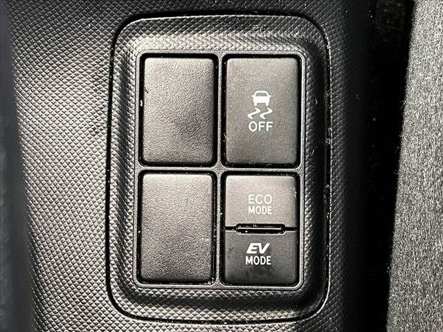 TOYOTA AQUA 2019 Image 31